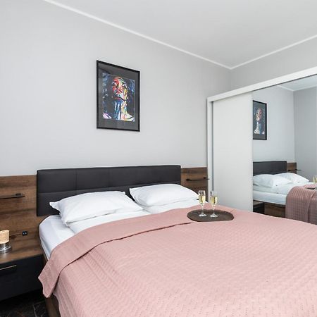 Apartamenty Nadbrzezna 250 M Do Plazy By Noclegi Renters Gąski エクステリア 写真