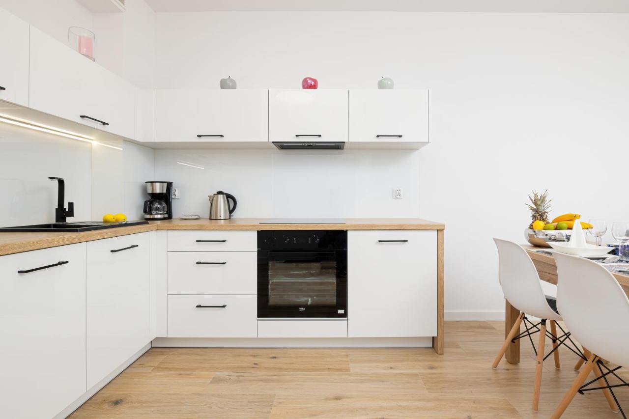 Apartamenty Nadbrzezna 250 M Do Plazy By Noclegi Renters Gąski エクステリア 写真