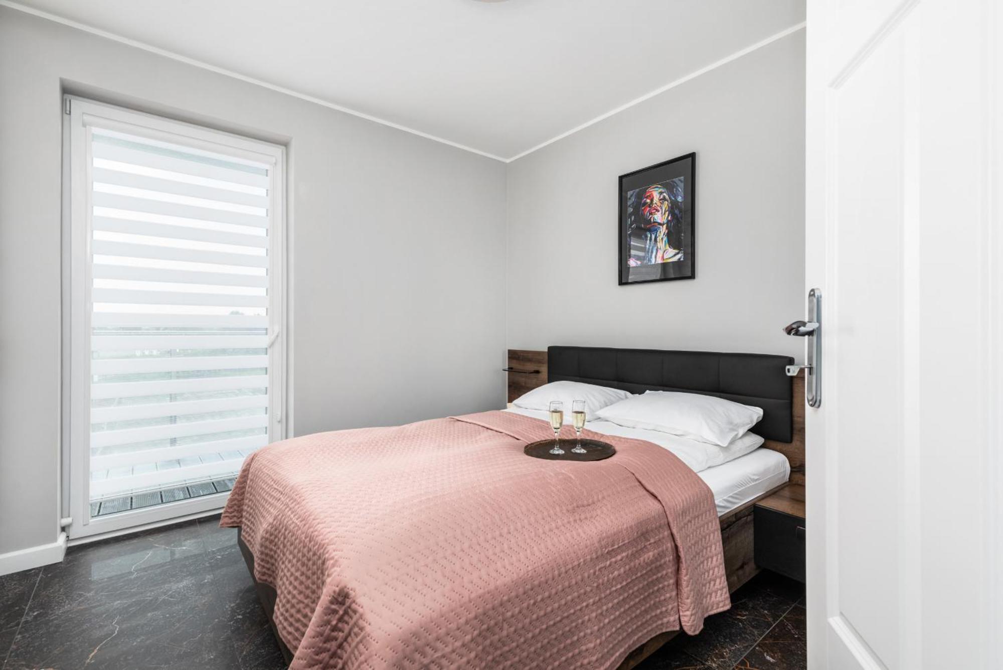 Apartamenty Nadbrzezna 250 M Do Plazy By Noclegi Renters Gąski エクステリア 写真